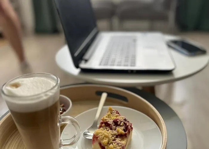 Piaskowa Mountain & Coffee